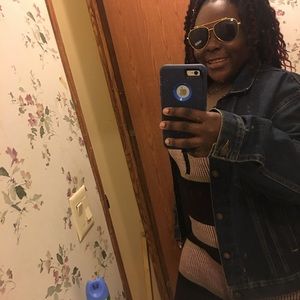 Meet your Posher, Jameria